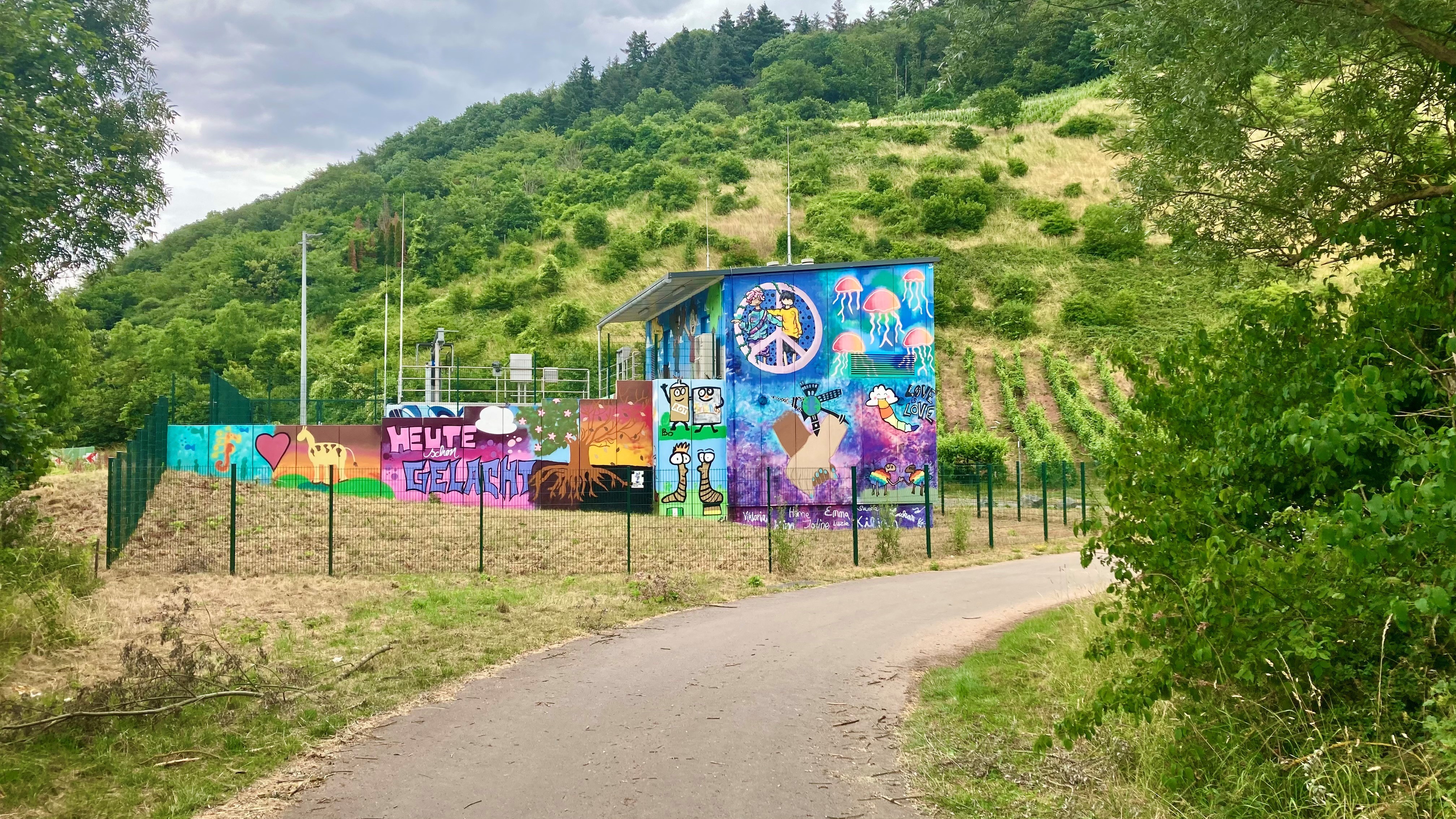 Das Abwasserpumpwerk Kenn ist zu sehen